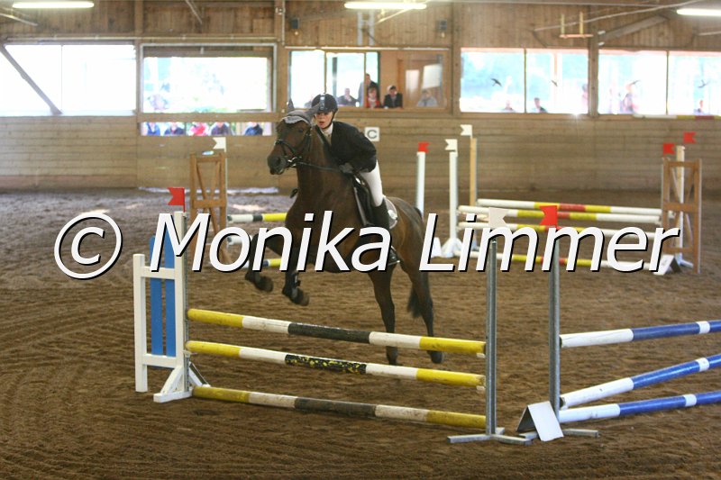 007L8696_Eignung Springen A.JPG